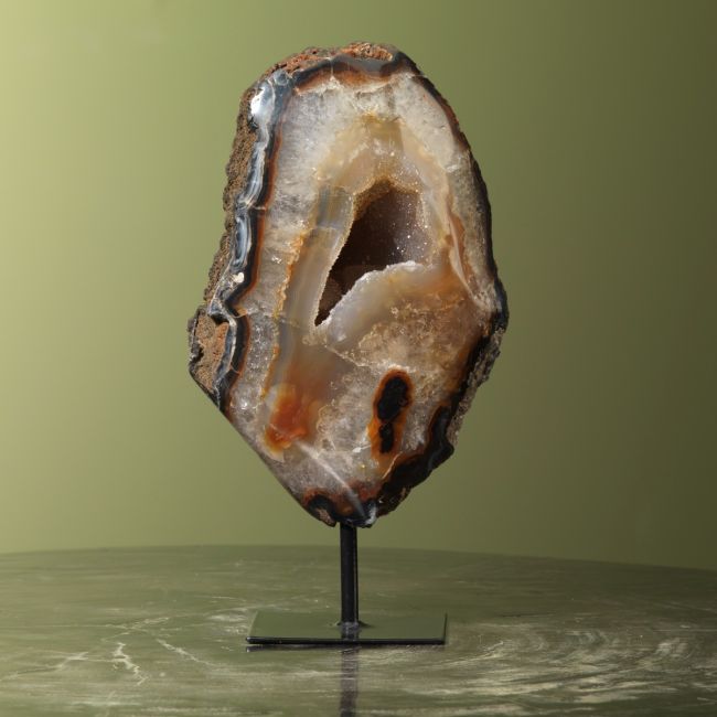 0009 Agaat op Standaard